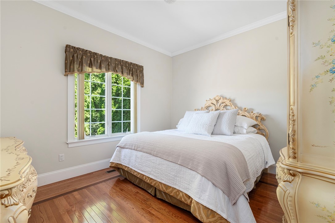 8 Steeple Lane Lincoln, RI 02865 - Photo 26 of 42