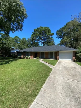 $2,000 | 808 Jamestowne Road, Savannah, GA 31419