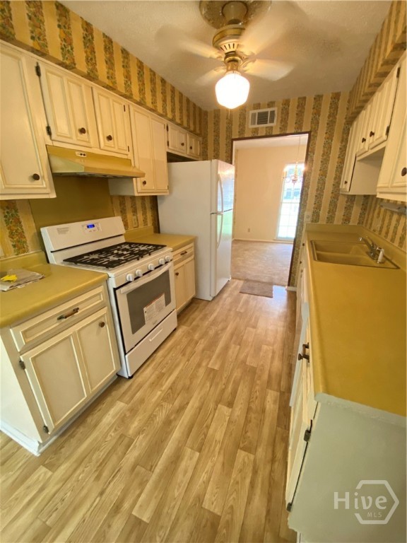 808 Jamestowne Road Savannah, GA 31419 - Photo 7 of 16