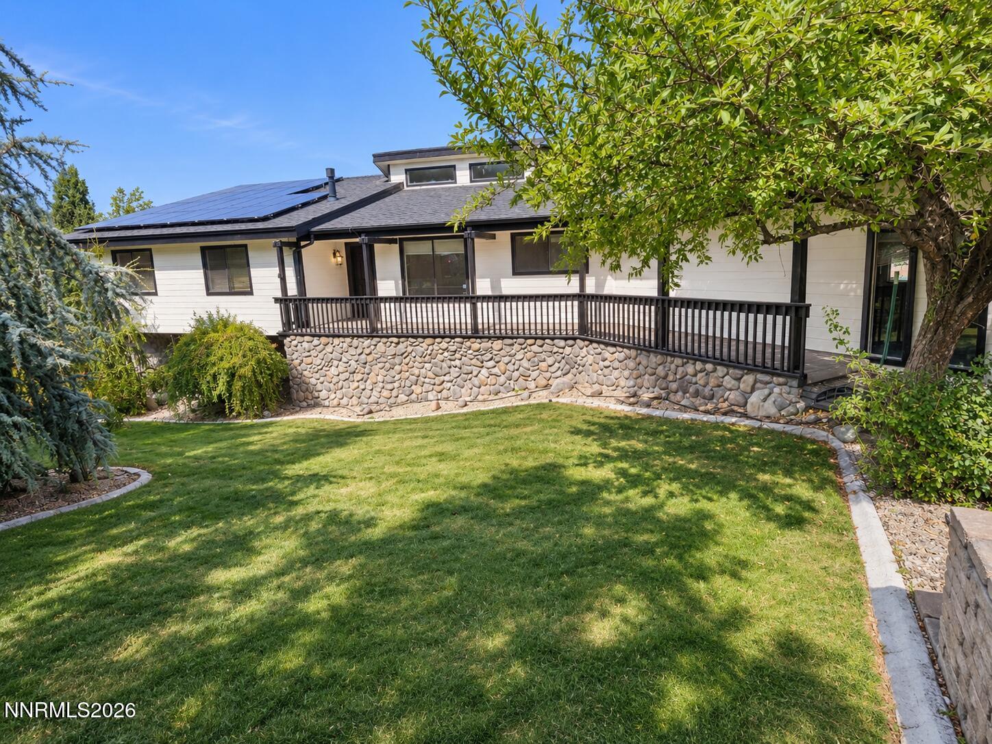 2990 Rustic Manor Circle Reno, NV 89509 - Photo 2 of 64 1000011291