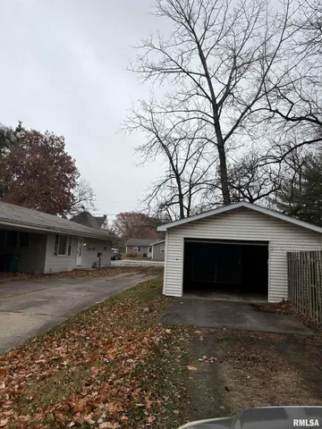 $65,000 | 209 North Ward Street, Macomb, IL 61455