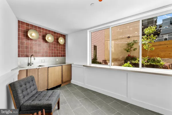 $2,525 | 2456 Frankford Avenue, Unit 8, Philadelphia, PA 19125