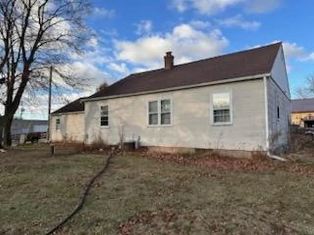 $149,900 | 110 East Hofman Street, Cecil, WI 54111