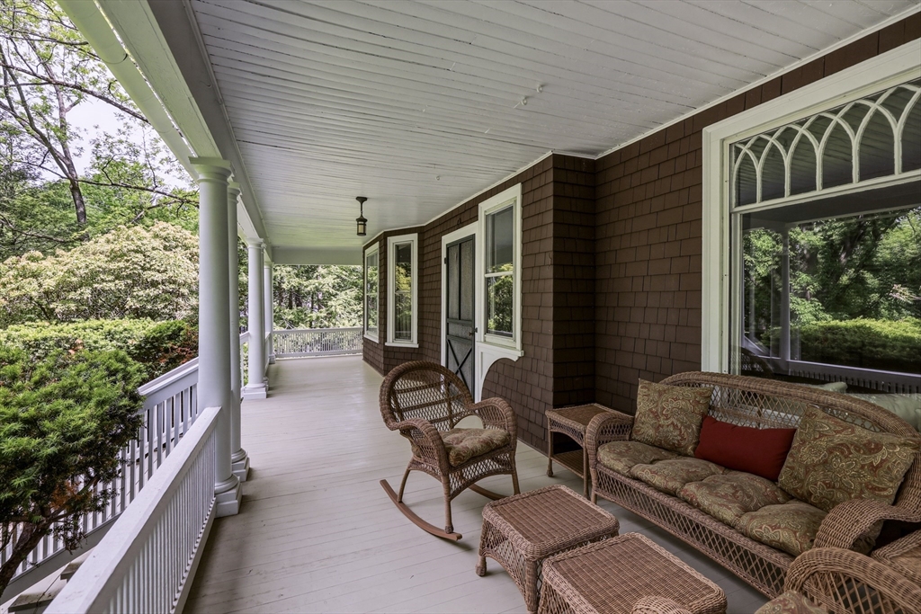 91 Sunset Avenue Amherst, MA 01002 - Photo 13 of 42