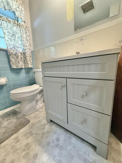 697 Newt Johnson Road Chickamauga, GA 30707 - Photo 12 of 17 Bathroom