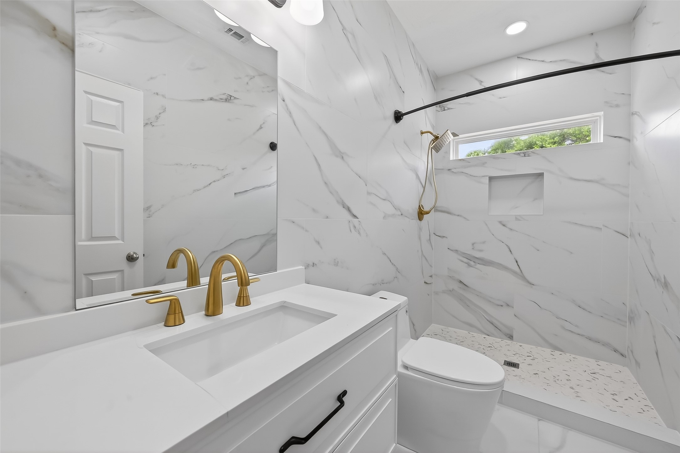5919 Turtle Beach Lane Houston, TX 77036 - Photo 23 of 47