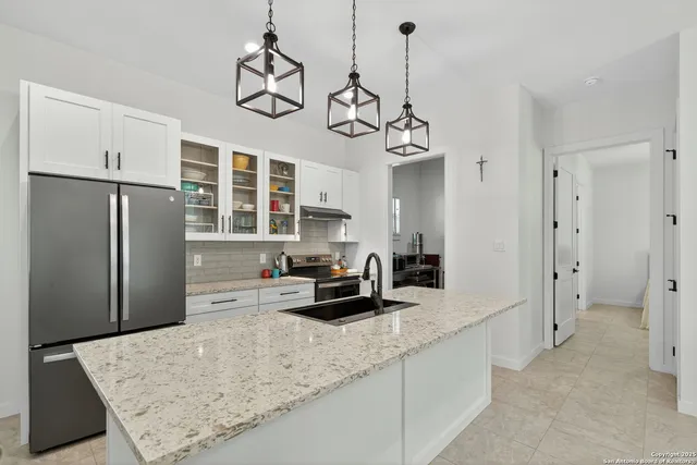 $259,000 | 317 East El Paso Street, Brackettville, TX 78832