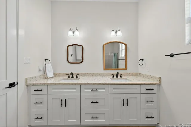 $259,000 | 317 East El Paso Street, Brackettville, TX 78832