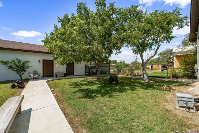 $259,000 | 317 East El Paso Street, Brackettville, TX 78832