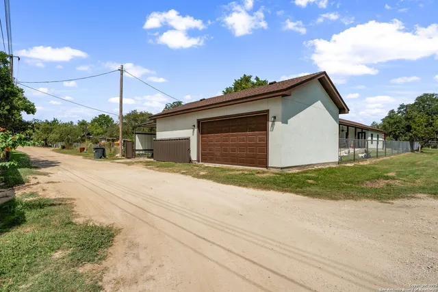 $259,000 | 317 East El Paso Street, Brackettville, TX 78832