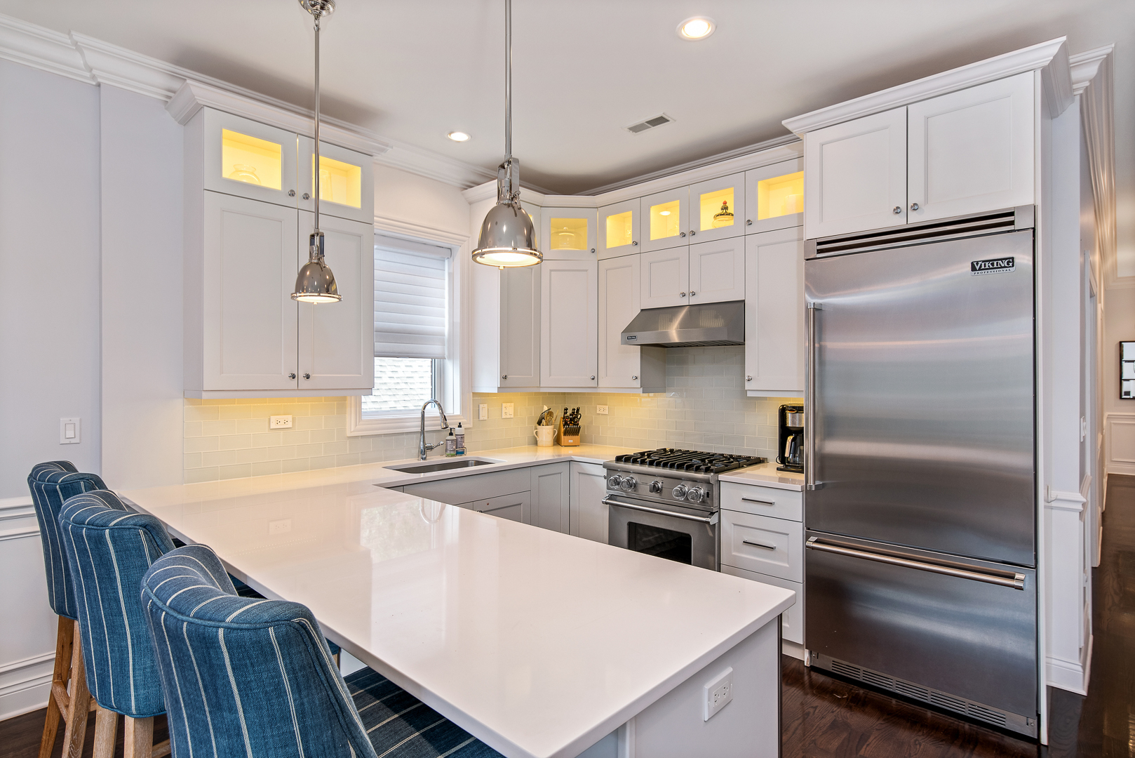 2449 North Racine Avenue, Unit 3 Chicago, IL 60614 - Photo 2 of 25