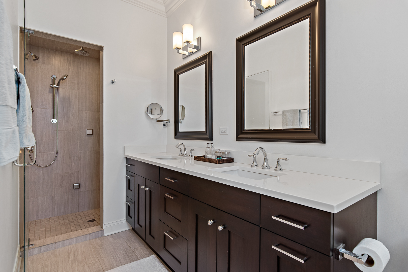 2449 North Racine Avenue, Unit 3 Chicago, IL 60614 - Photo 12 of 25