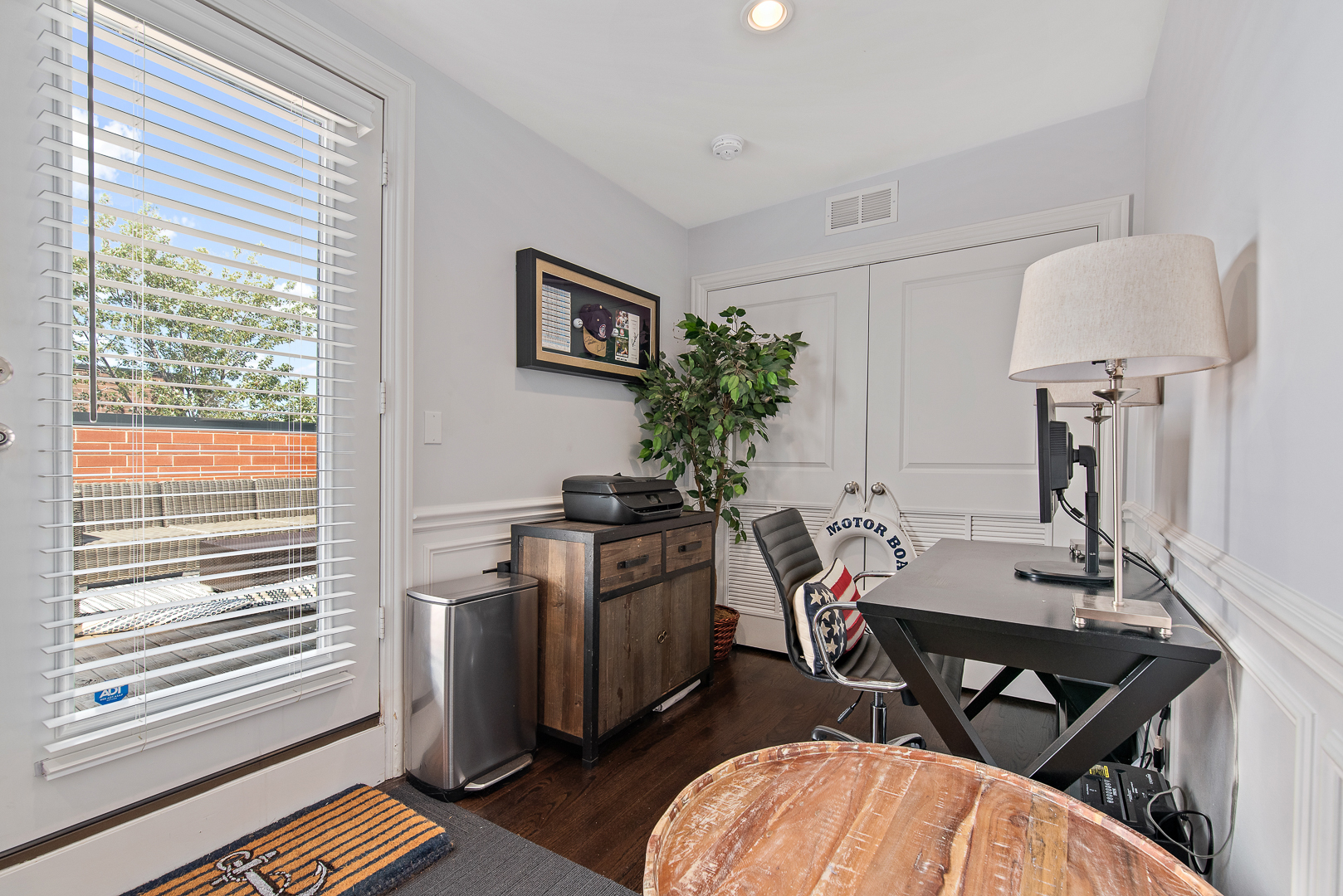 2449 North Racine Avenue, Unit 3 Chicago, IL 60614 - Photo 18 of 25