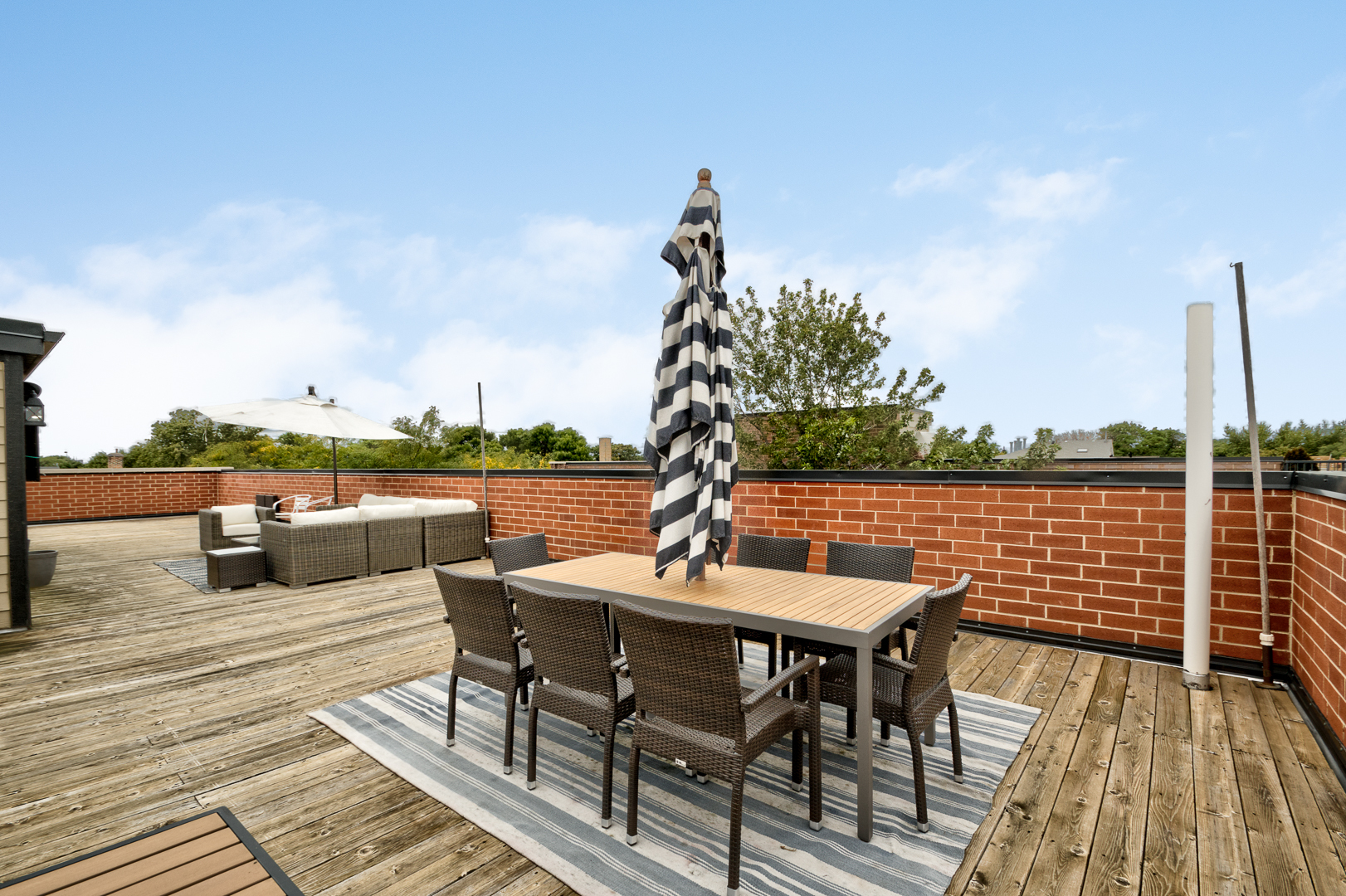 2449 North Racine Avenue, Unit 3 Chicago, IL 60614 - Photo 21 of 25