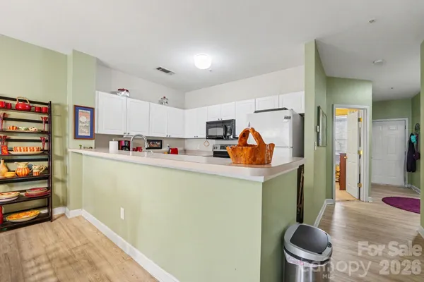 $475,000 | 921 Northeast Drive, Unit 38, Davidson, NC 28036