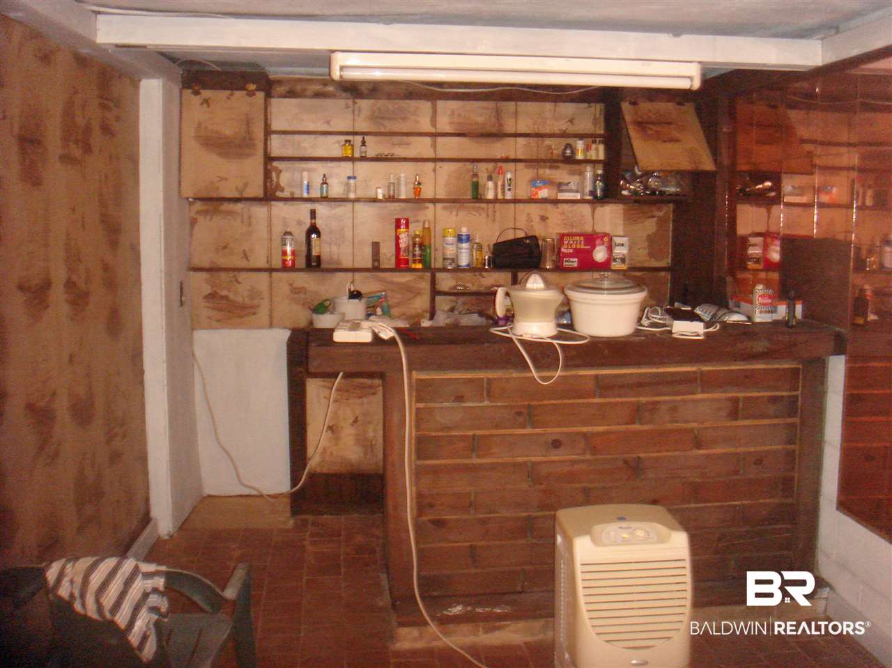 8305 Barrie Drive Theodore, AL 36582 - Photo 14 of 20 Small bar in the basement