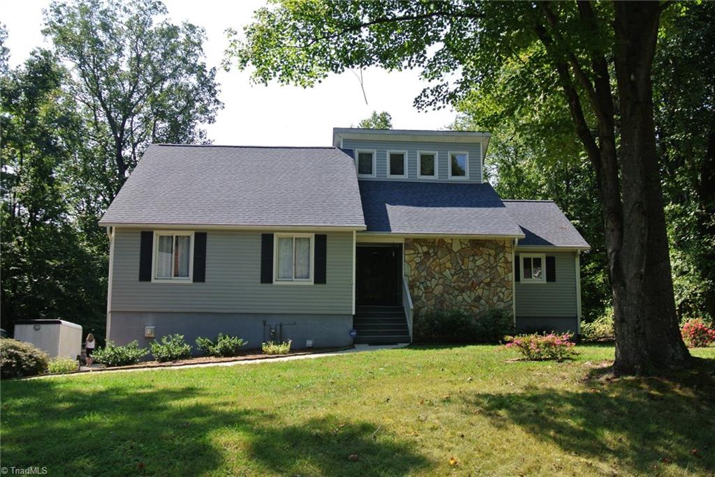 186 Hunters Ridge Road Winston-Salem, NC 27103 - Photo 1 of 30 Gallery Image 1