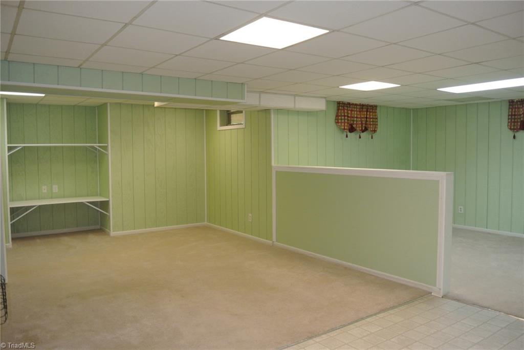 186 Hunters Ridge Road Winston-Salem, NC 27103 - Photo 22 of 30 Gallery Image 22
