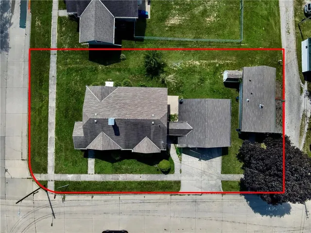 $245,000 | 406 South Mulberry Street, Maryville, MO 64468