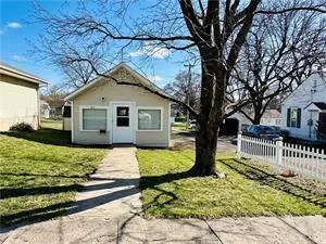 $245,000 | 406 South Mulberry Street, Maryville, MO 64468