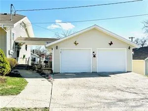 $245,000 | 406 South Mulberry Street, Maryville, MO 64468