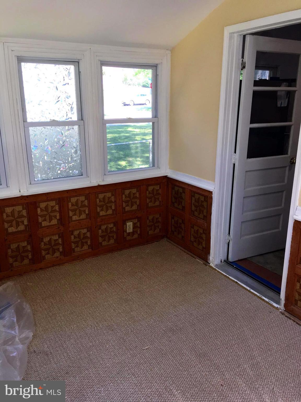 8126 Conduit Road Baltimore, MD 21234 - Photo 12 of 14 SUNROOM