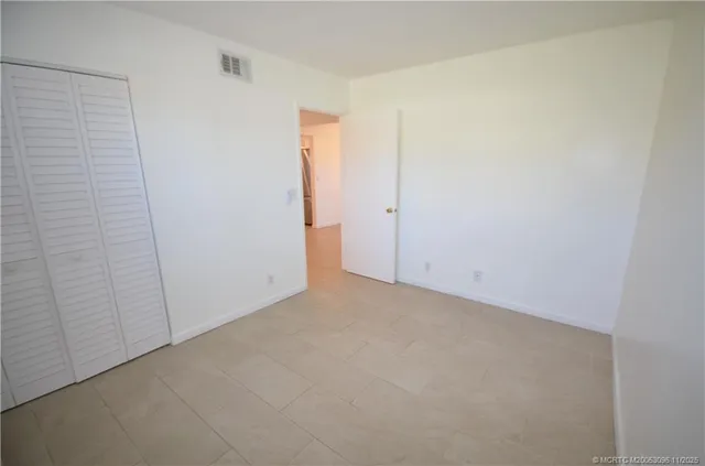 $1,750 | 1566 Southeast Royal Green Circle, Unit 101, Port St. Lucie, FL 34952