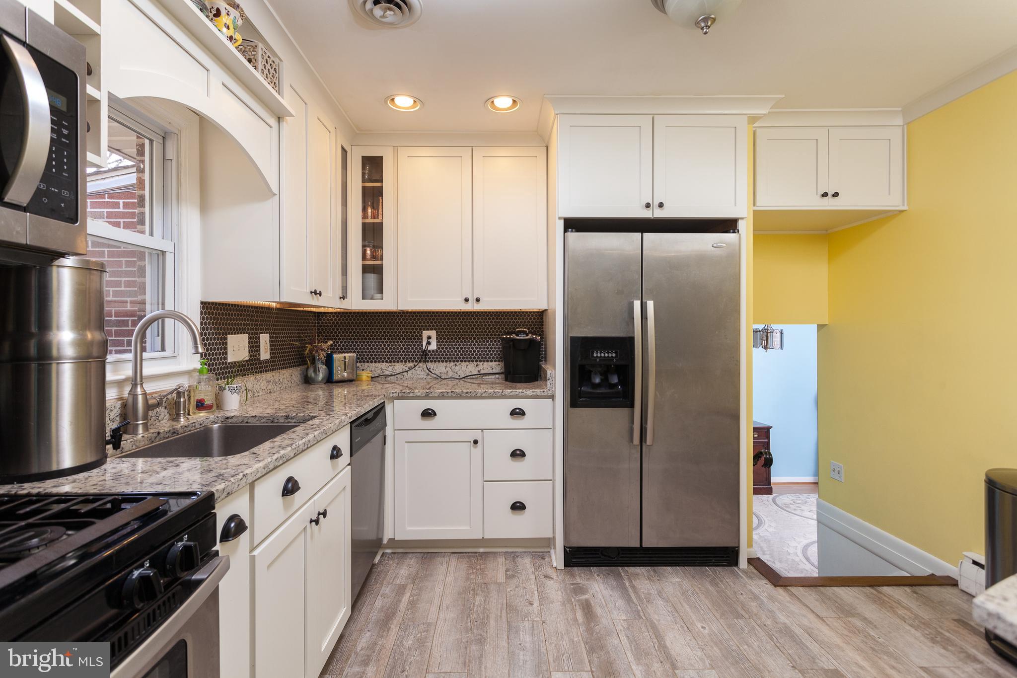 8417 Coco Road Baltimore, MD 21237 - Photo 5 of 32