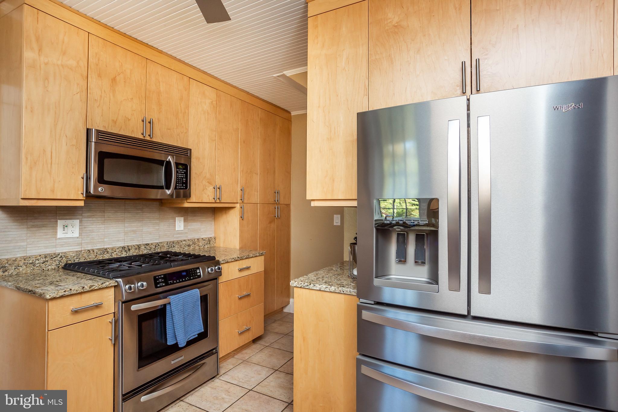 6900 Sherwood Road Baltimore, MD 21239 - Photo 11 of 27