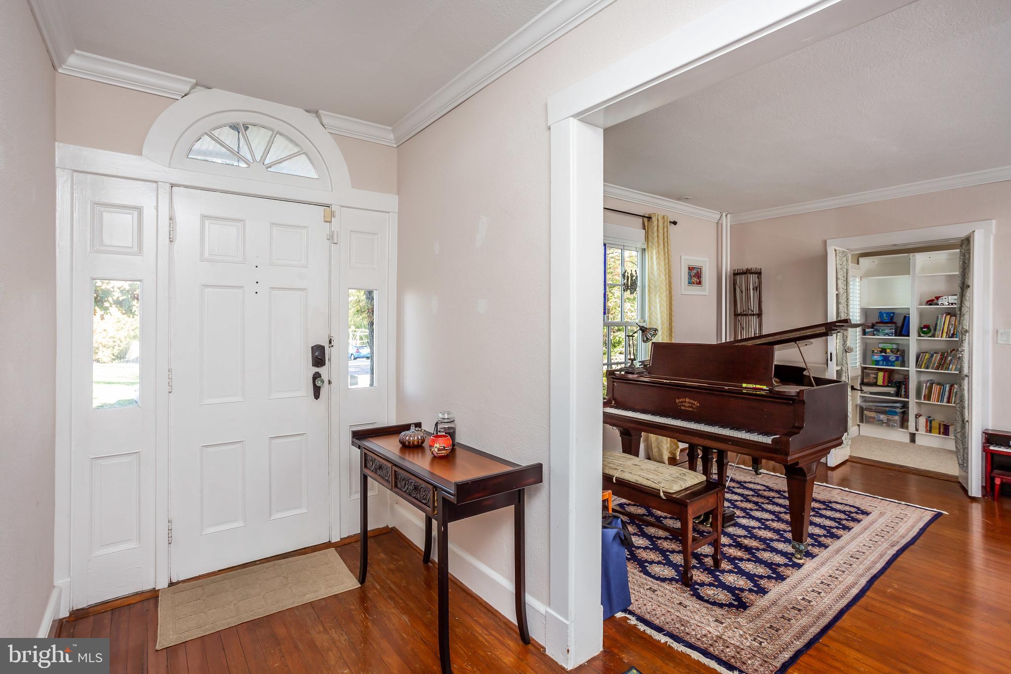 6900 Sherwood Road Baltimore, MD 21239 - Photo 3 of 27