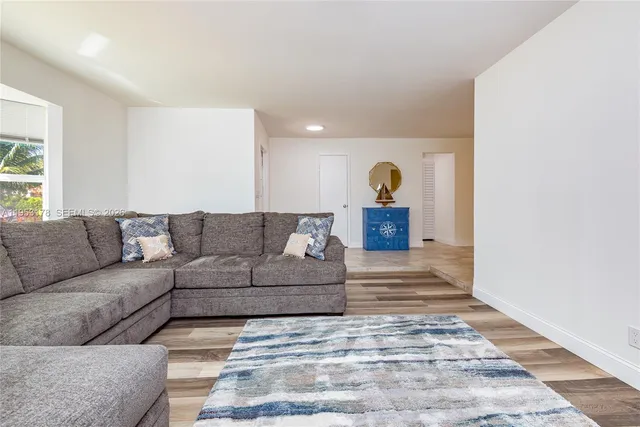 $4,000 | 505 Heron Drive, Unit 505, Delray Beach, FL 33444