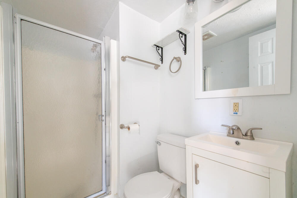 2113 Chadwick Road Augusta, GA 30906 - Photo 21 of 30 Lower Level Bathroom!