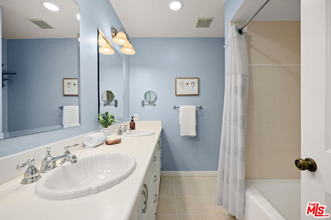 1044 20th Street, Unit A Santa Monica, CA 90403 - Photo 13 of 20
