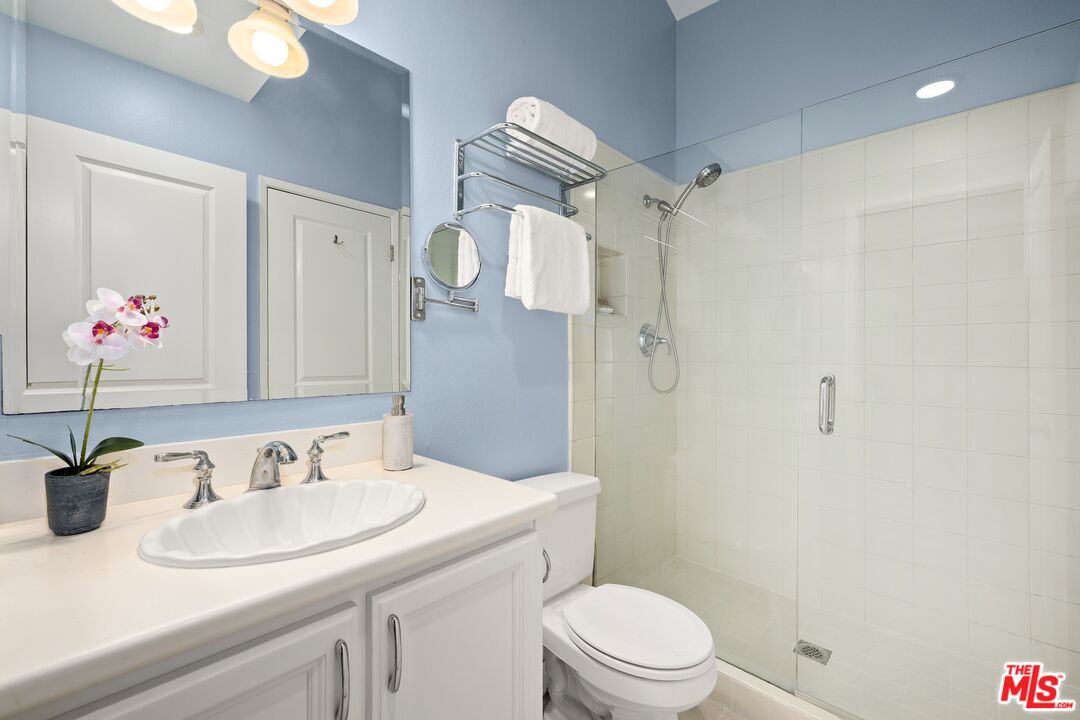 1044 20th Street, Unit A Santa Monica, CA 90403 - Photo 16 of 20
