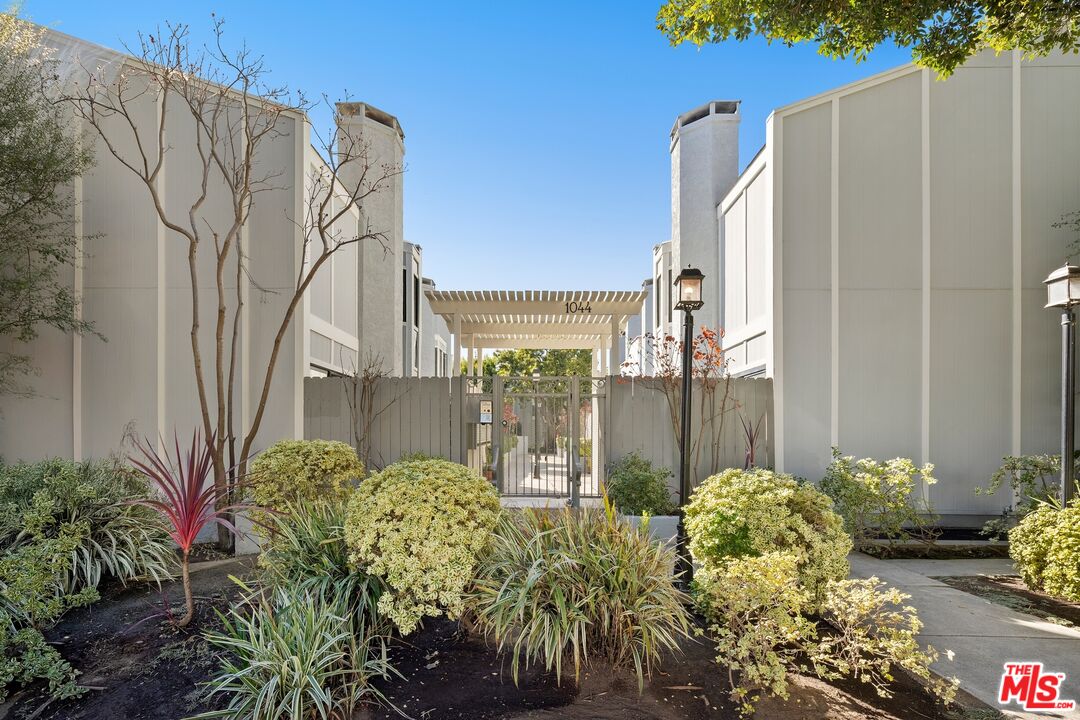 1044 20th Street, Unit A Santa Monica, CA 90403 - Photo 18 of 20