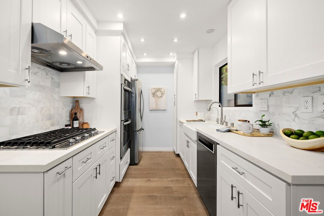 1044 20th Street, Unit A Santa Monica, CA 90403 - Photo 6 of 20
