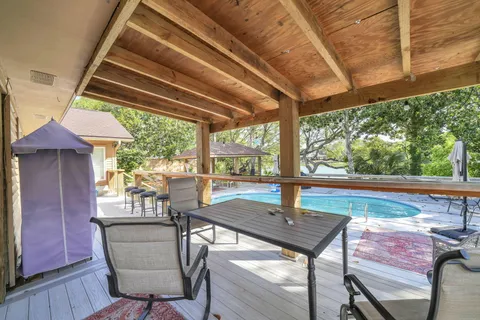 $839,000 | 702 North Lakeside Drive, Destin, FL 32541