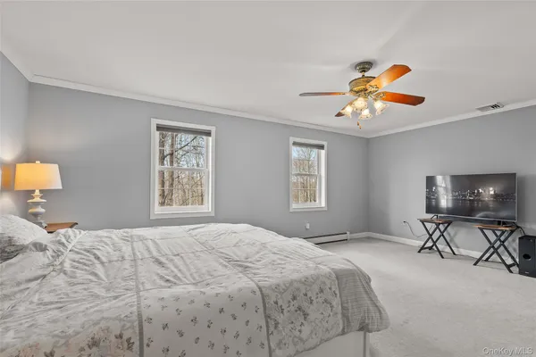 $619,000 | 281 Lake Shore Drive, Pine Bush, NY 12566