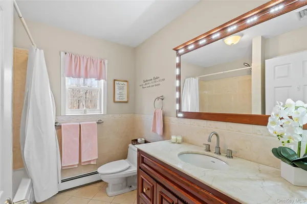 $619,000 | 281 Lake Shore Drive, Pine Bush, NY 12566