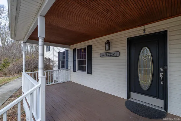 $619,000 | 281 Lake Shore Drive, Pine Bush, NY 12566