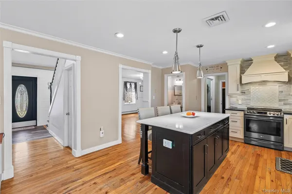 $619,000 | 281 Lake Shore Drive, Pine Bush, NY 12566