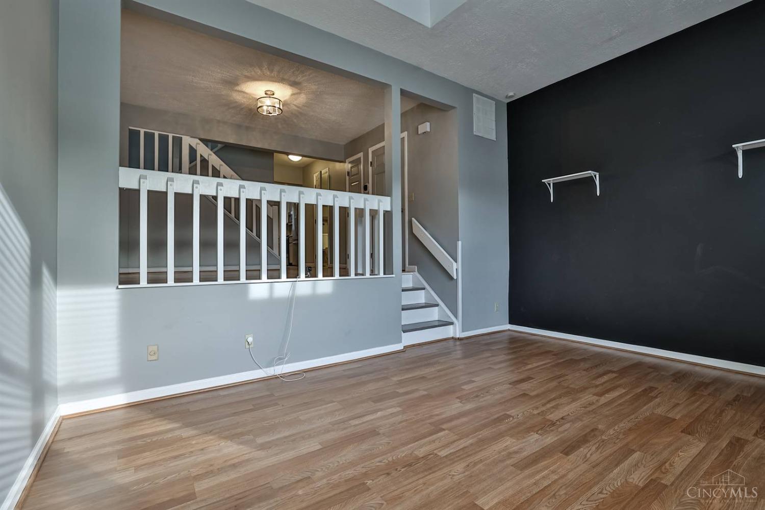 5664 Rapid Run Road, Unit 8 Cincinnati, OH 45238 - Photo 6 of 40 Gallery Image 6