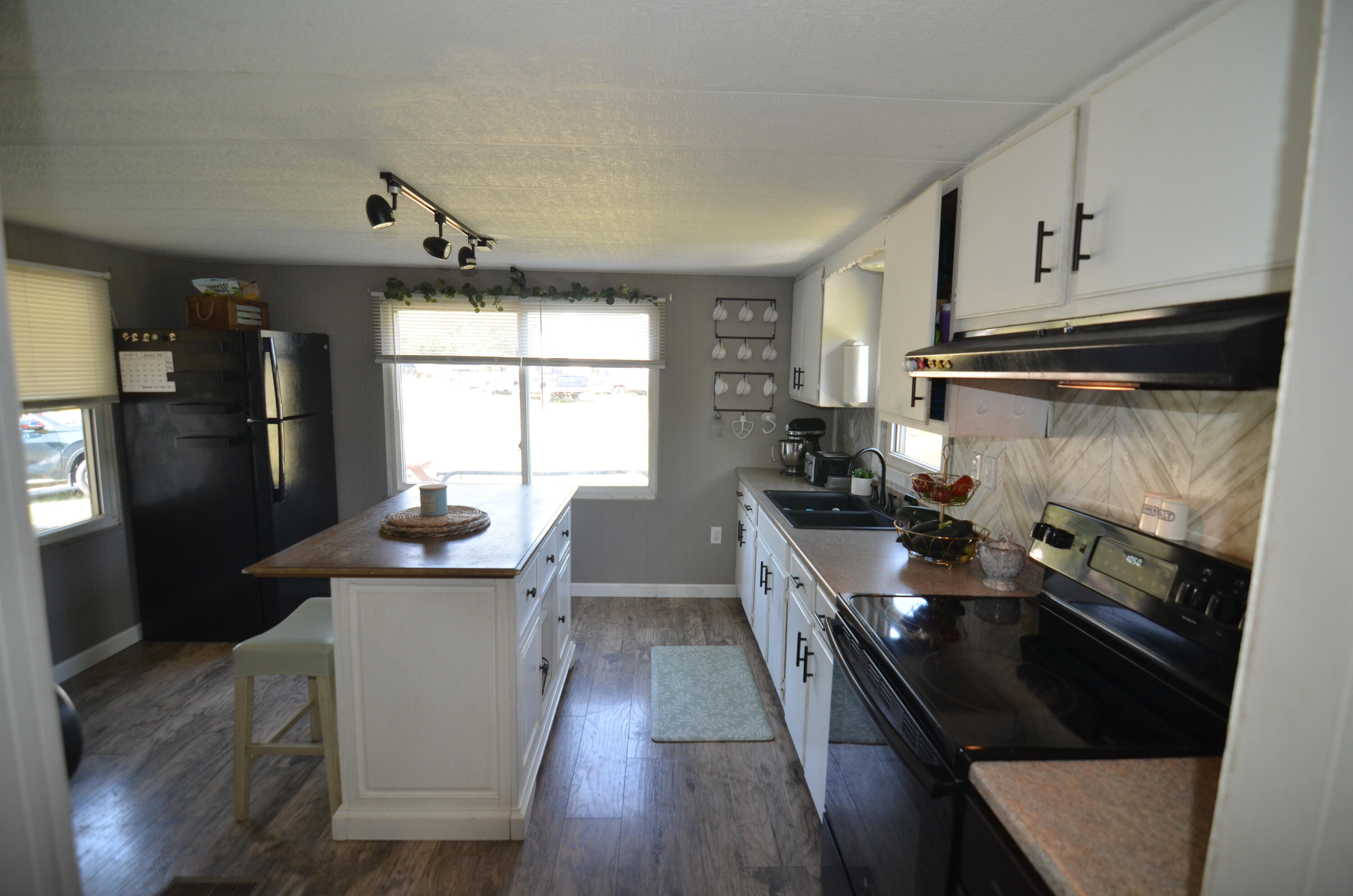 33 Coles Corner Road Winterport, ME 04496 - Photo 13 of 44 DSC_5081