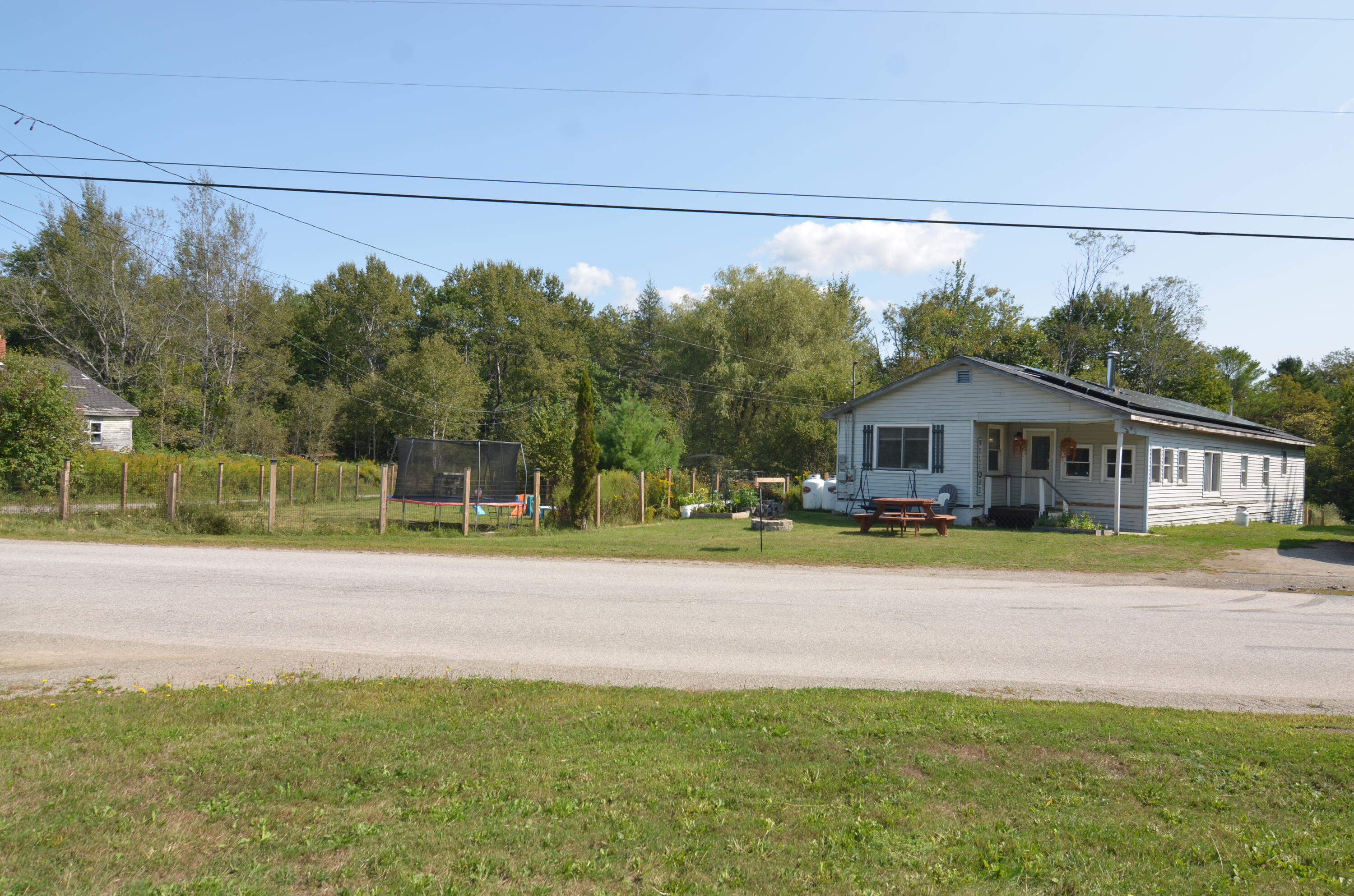 33 Coles Corner Road Winterport, ME 04496 - Photo 4 of 44 DSC_5130