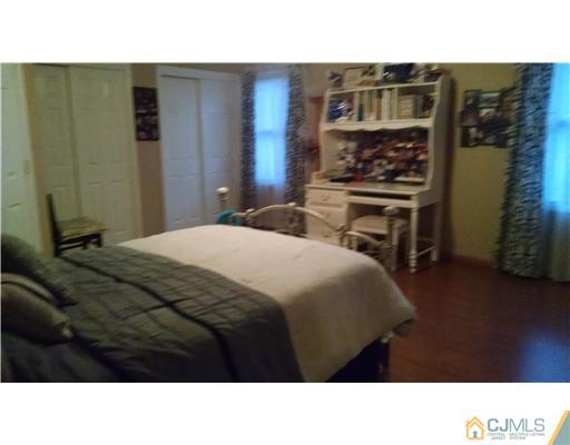 16 Warne Road Old Bridge, NJ 07747 - Photo 14 of 25 Gallery Image 14