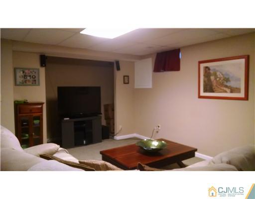 16 Warne Road Old Bridge, NJ 07747 - Photo 22 of 25 Gallery Image 22