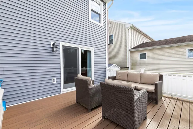 $999,000 | 33 Johnson Road, Scarsdale, NY 10583