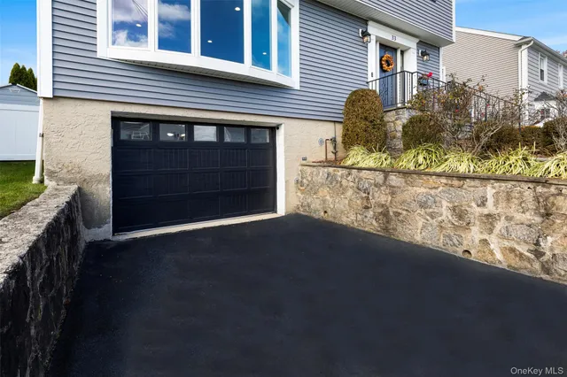 $999,000 | 33 Johnson Road, Scarsdale, NY 10583