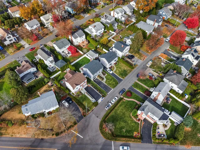 $999,000 | 33 Johnson Road, Scarsdale, NY 10583