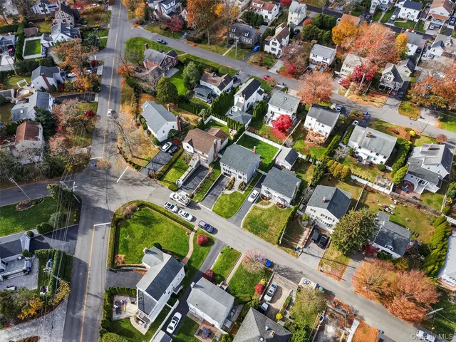 $999,000 | 33 Johnson Road, Scarsdale, NY 10583